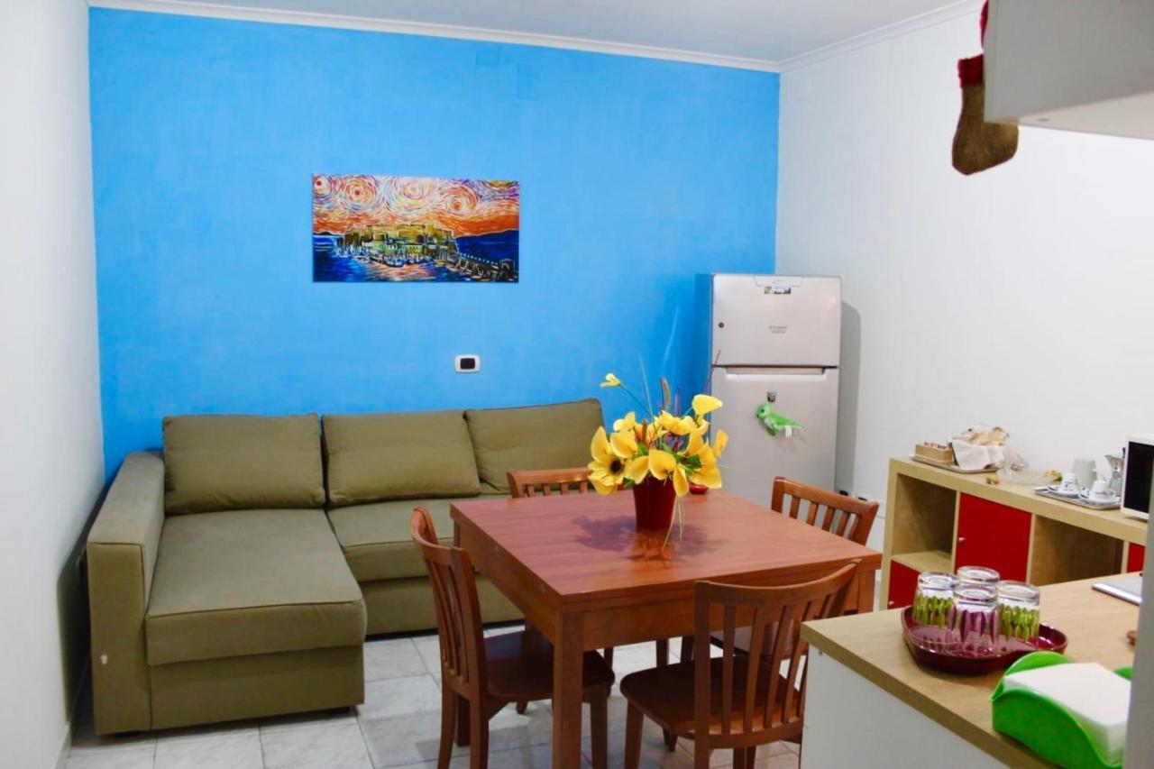 Rooms 166 เนเปิลส์ ภายนอก รูปภาพ